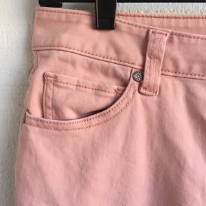 Size 6 CAbi skinny jeans dusty pink color